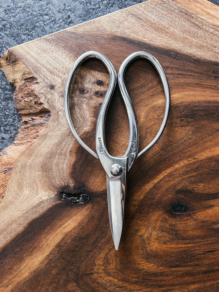 Kitchen Shears made from Japanese stainless steel.